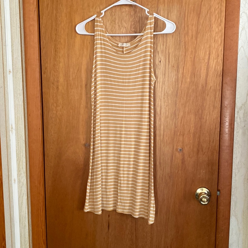 Womens sleeveless striped dress